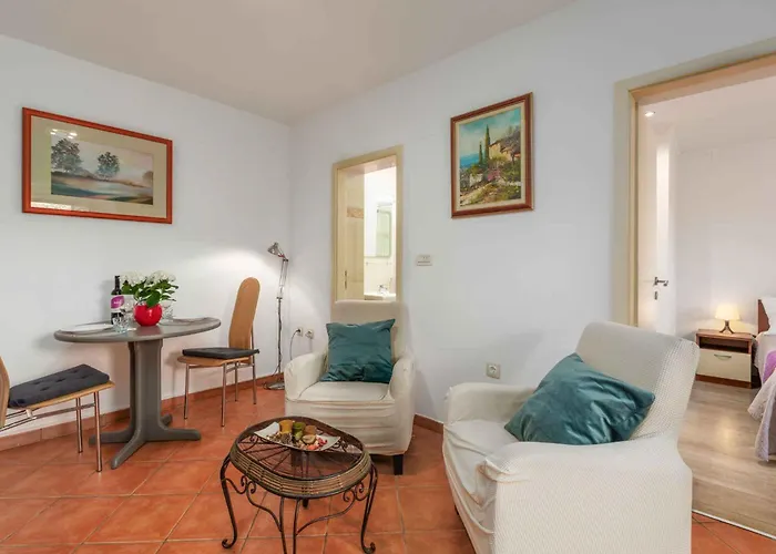 In With One-bedroom 28 Porec