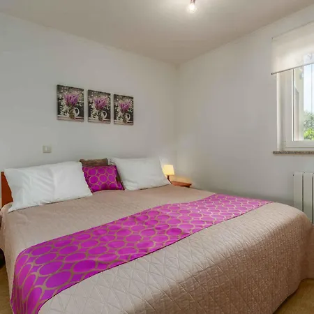 In With One-bedroom 28 פורץ